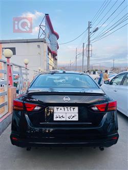 نيسان ألتيما